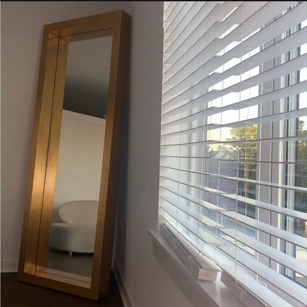 Floor mirror
